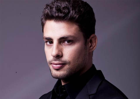 Cauã Reymond nega separação